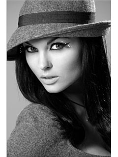 �������